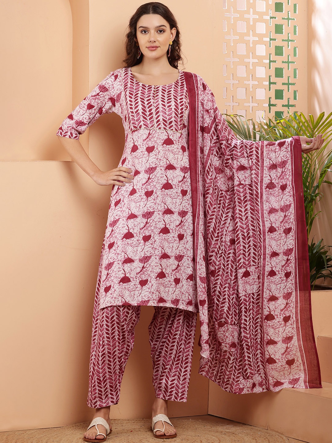 

KETAKI FASHION Floral Printed Gotta Patti Pure Cotton Kurta with Salwar & Dupatta, Pink