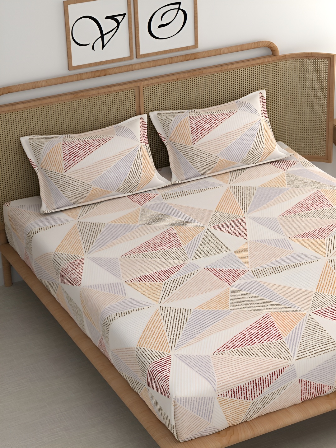 

CHHAVI INDIA Beige Geometric 210 TC King Bedsheet with 2 Pillow Covers
