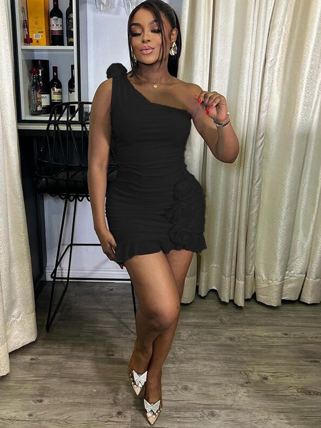 

StyleCast x Revolte Black Bodycon Mini Dress