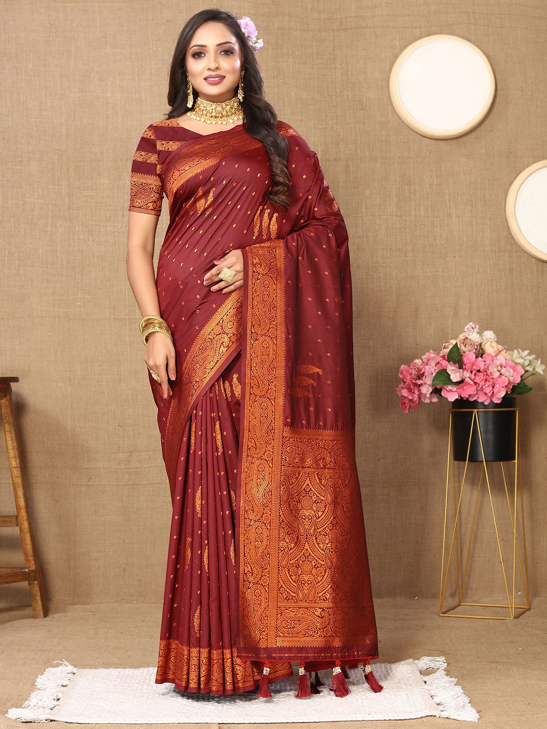 

bansari textiles Ethnic Motifs Woven Design Zari Silk Cotton Banarasi Saree, Maroon