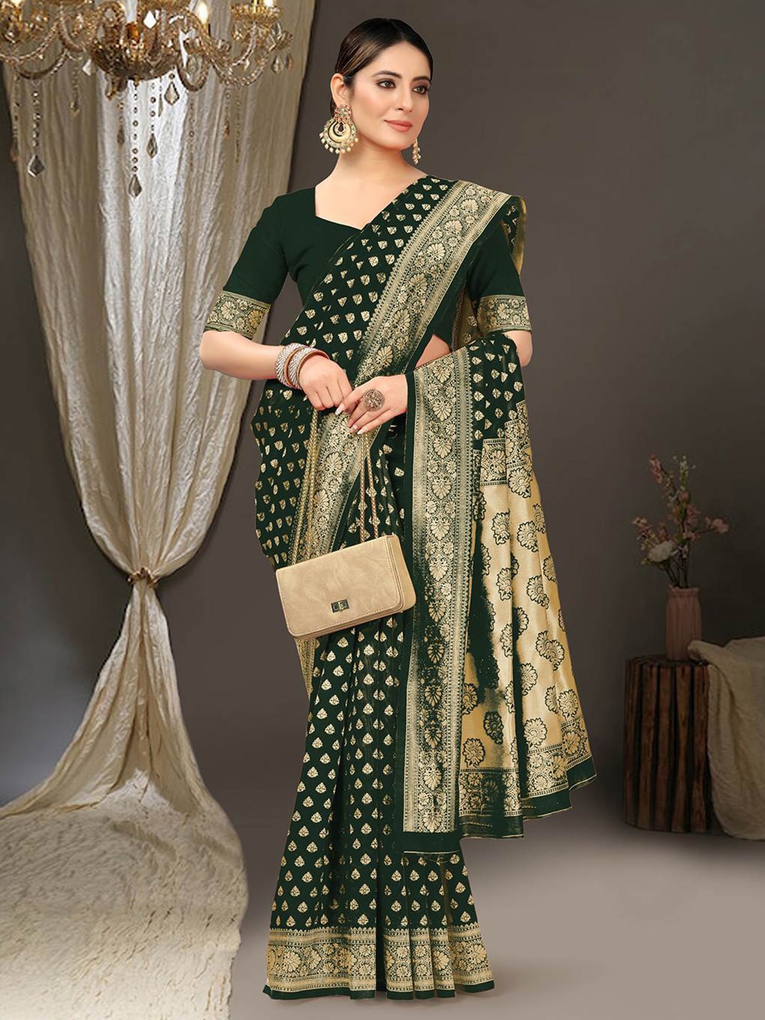 

FABIAN FASHION Ethnic Motifs Woven Design Zari Silk Cotton Banarasi Saree, Green