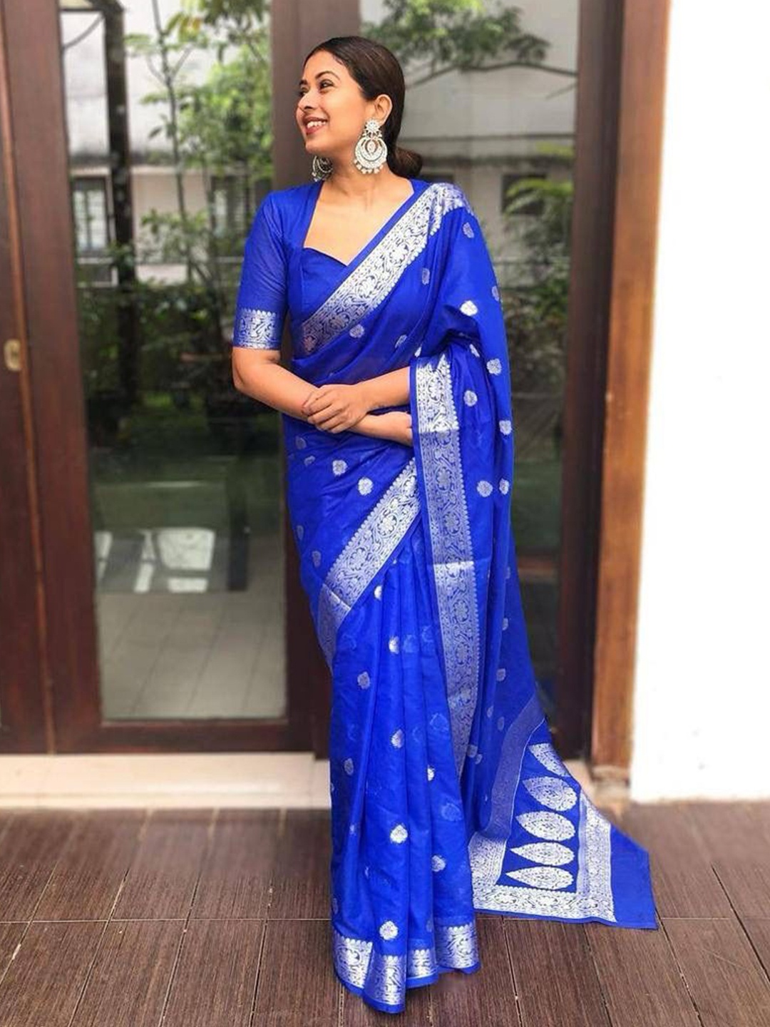 

FABIAN FASHION Ethnic Motifs Zari Silk Cotton Banarasi Saree, Blue