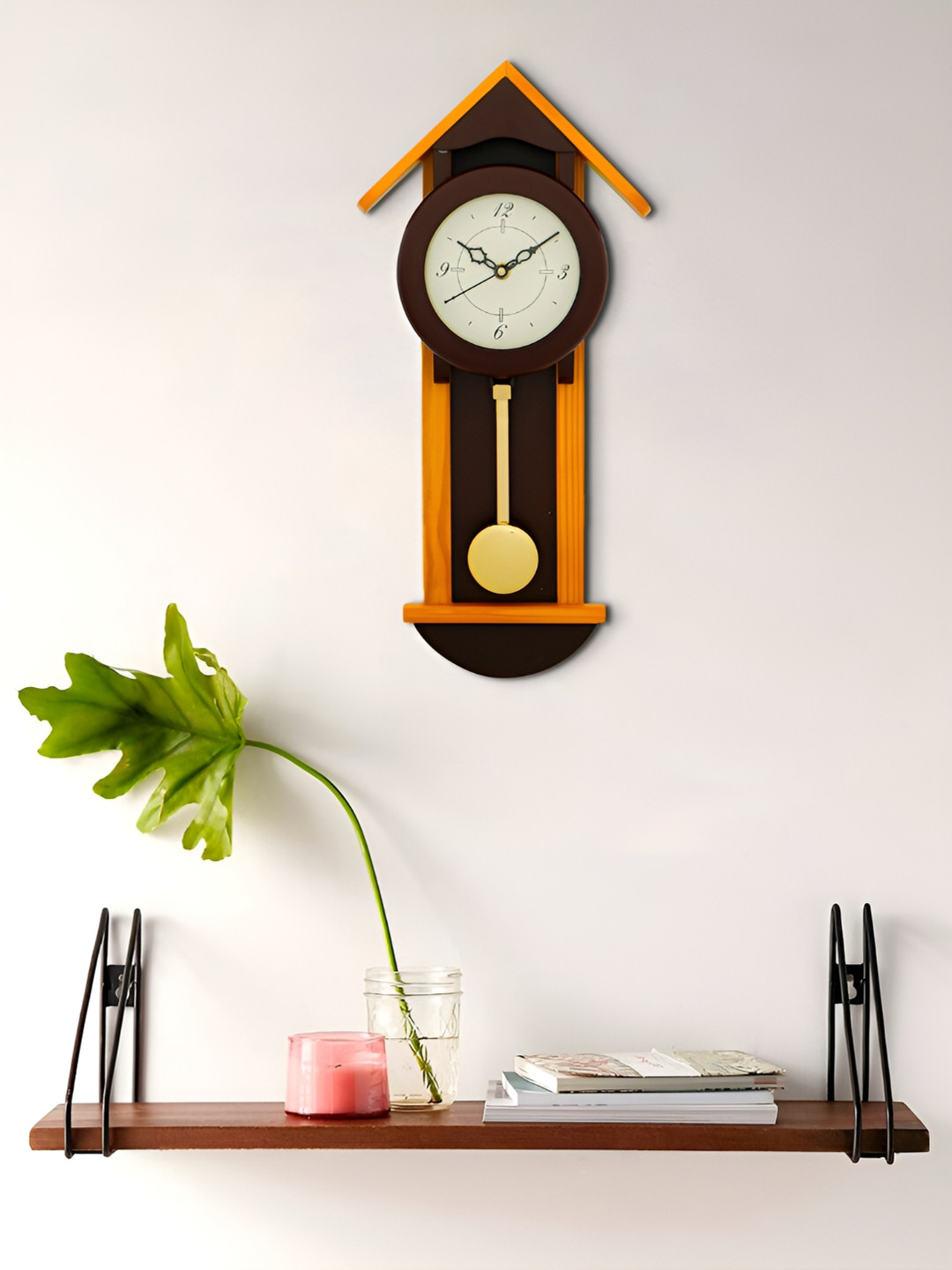 

Craft Smith Brown Geometric Wooden Traditional Wall Clock