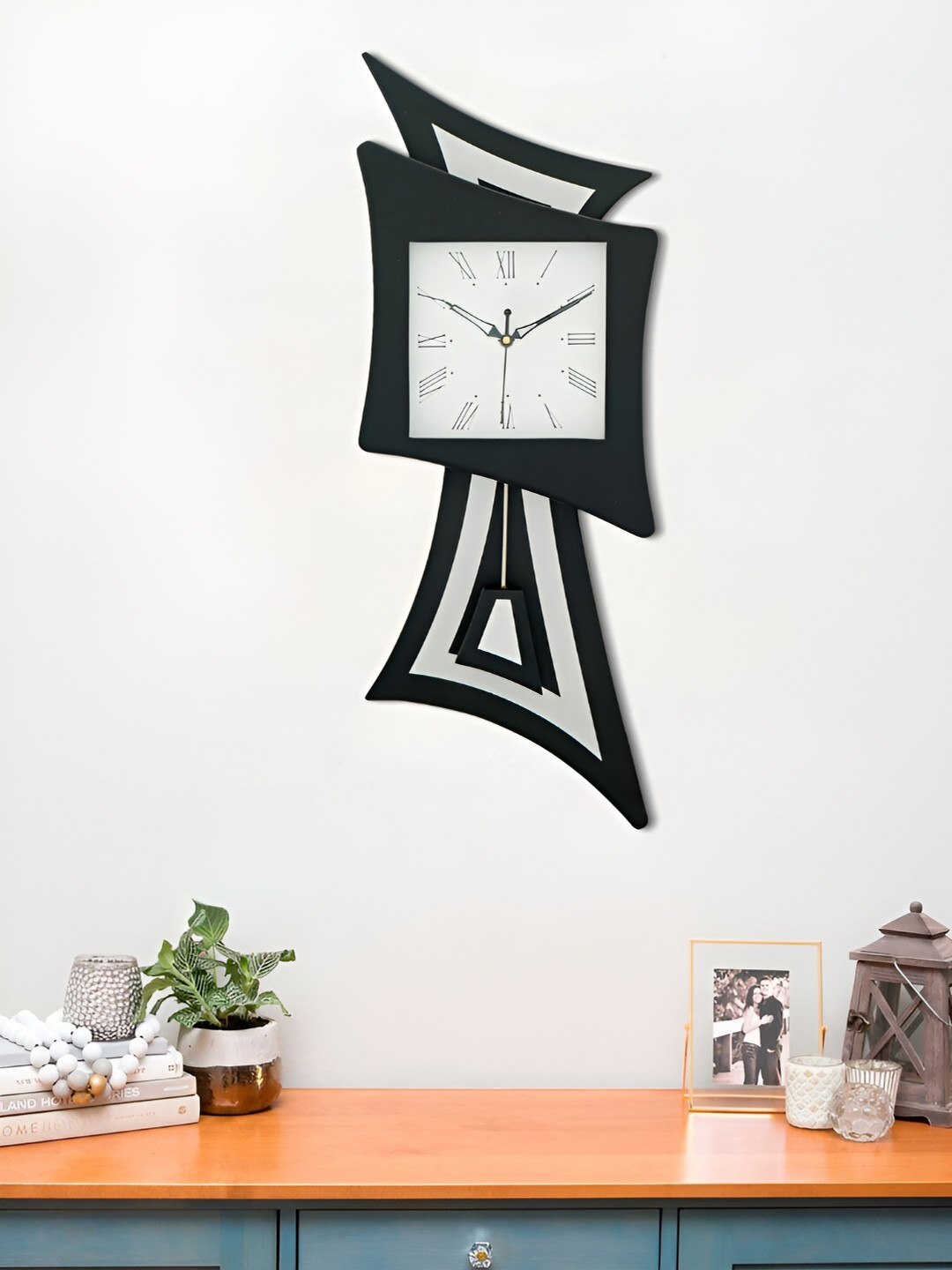 

Craft Smith Black & White Geometric Wooden Traditional Analogue Wall Clock