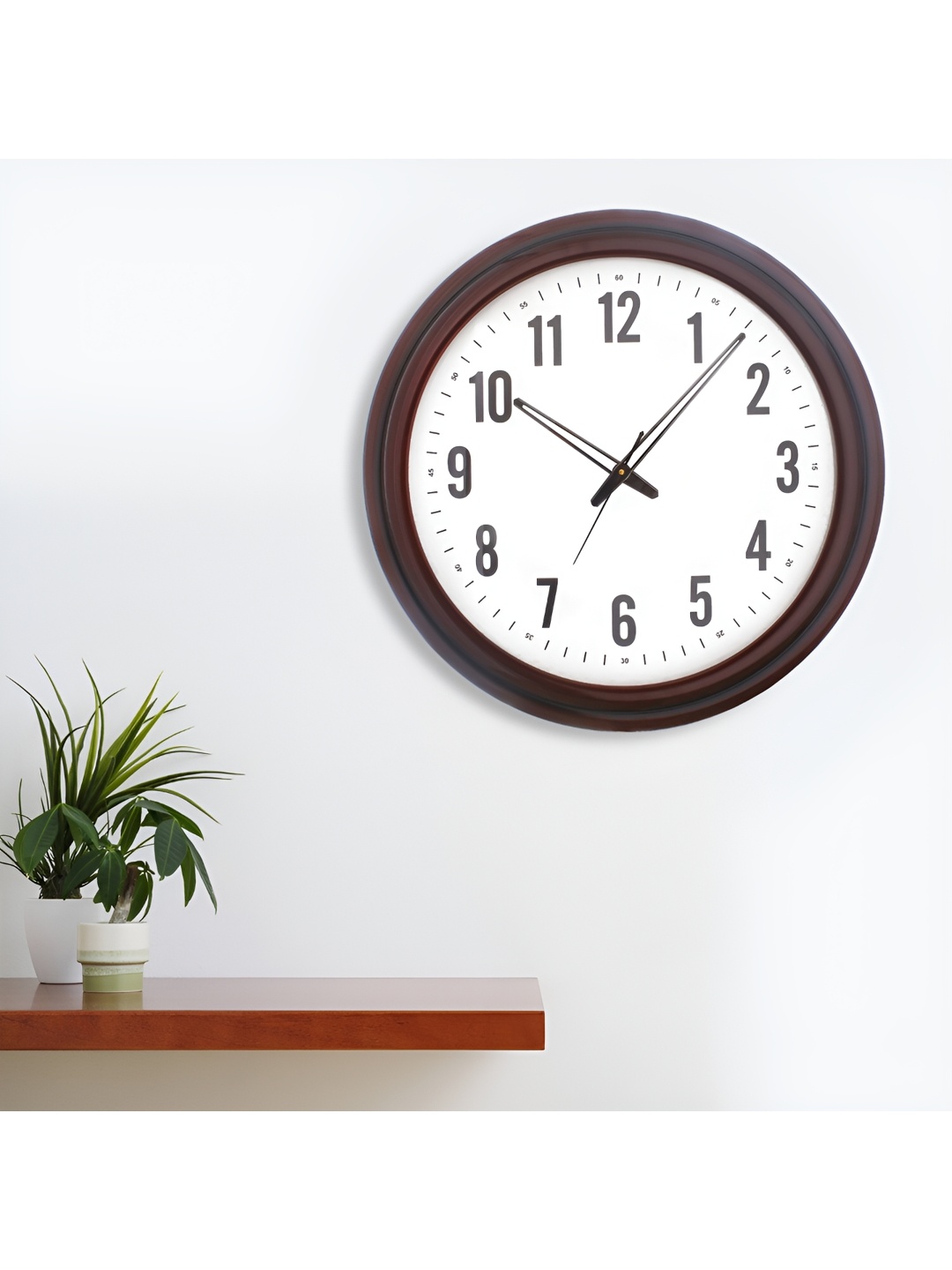 

Craft Smith Brown Round Shaped Wooden Traditional Wall Clock
