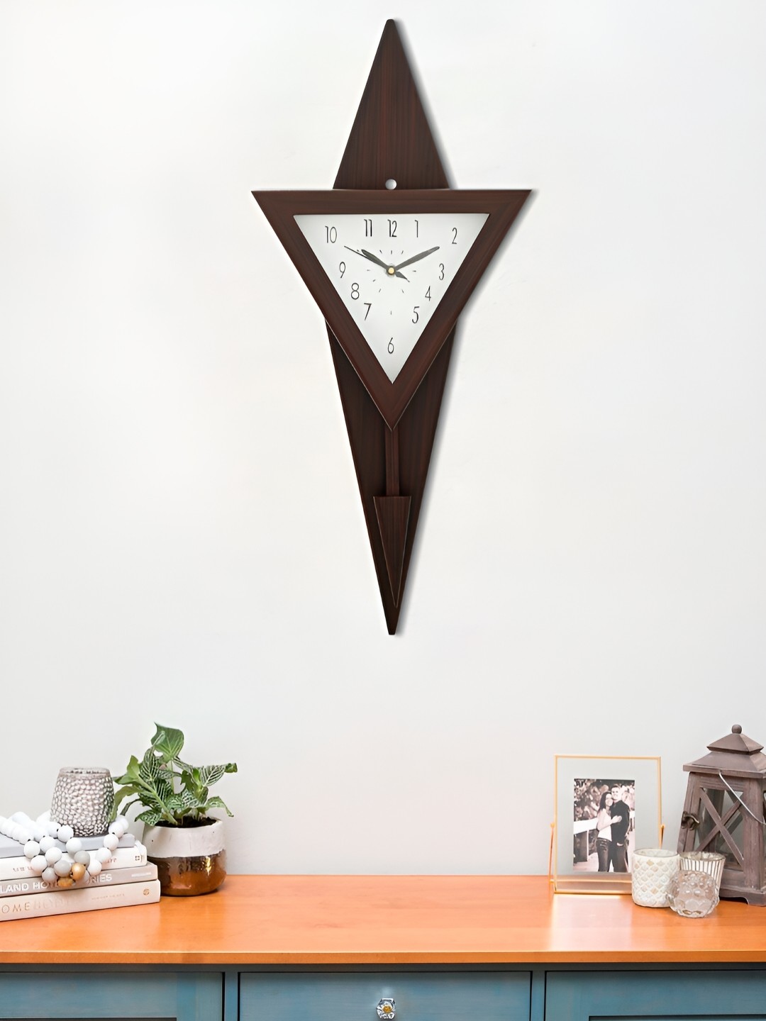 

Craft Smith Brown & White Abstract Wooden Shaped Contemporary Wall Clock