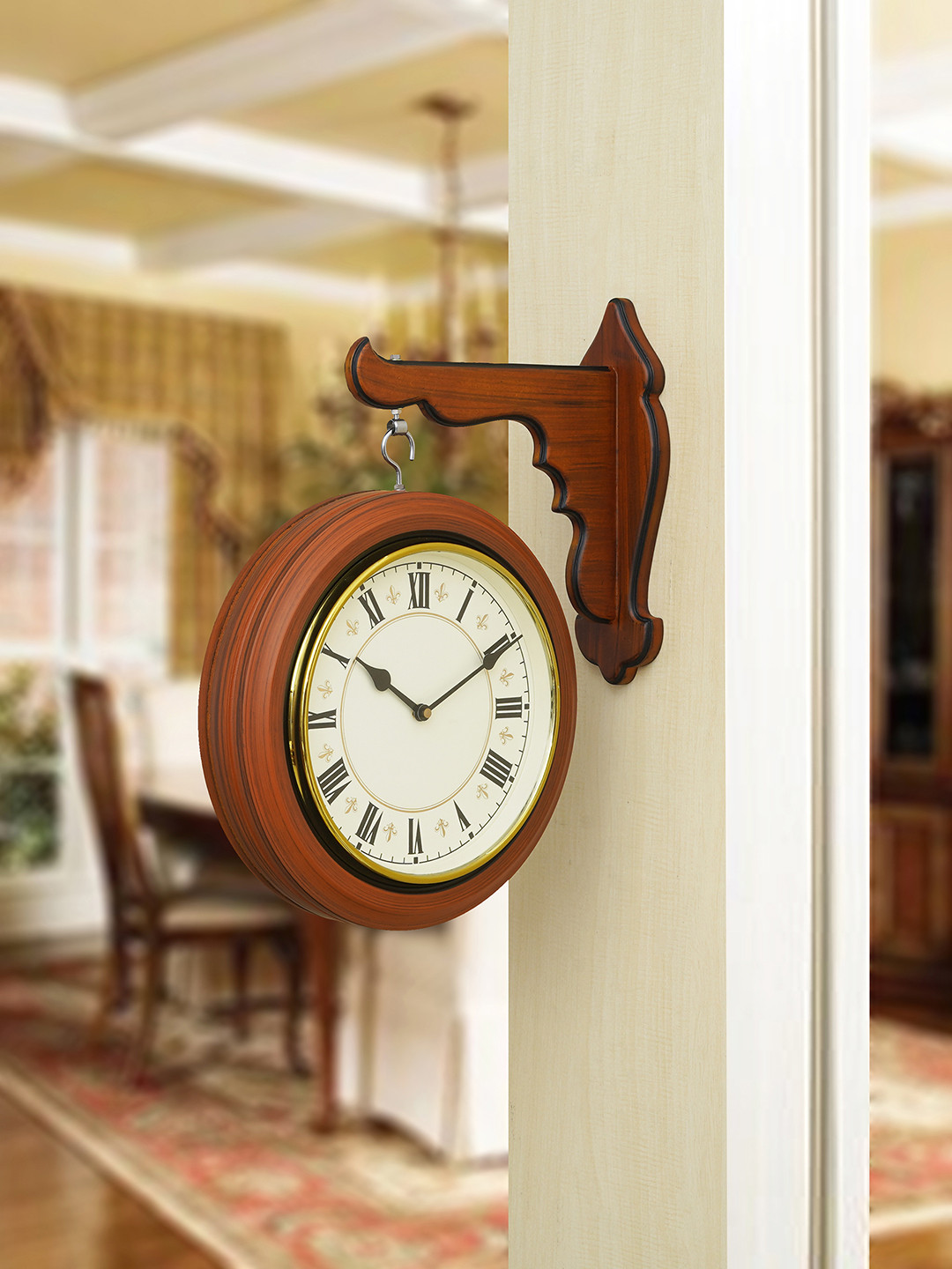 

Craft Smith Brown Round Contemporary Wall Clock