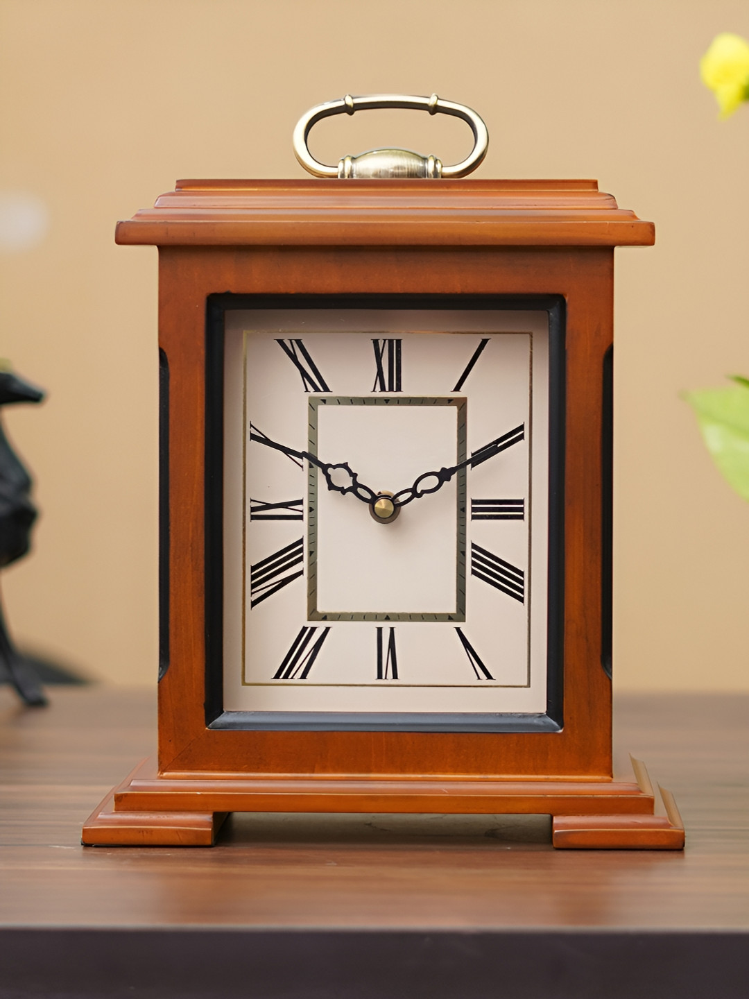 

Craft Smith Brown Embellished Contemporary Table Clock