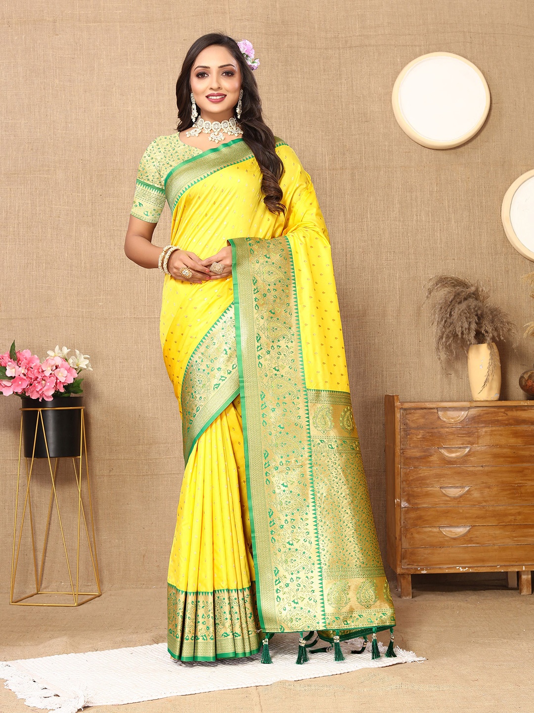 

bansari textiles Ethnic Motifs Woven Design Zari Silk Cotton Banarasi Saree, Yellow