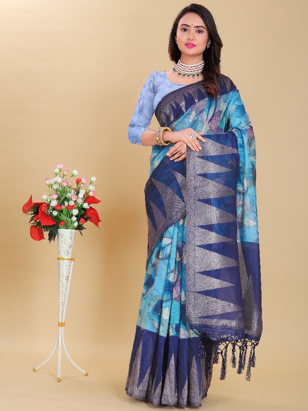 

Abhilasha Geometric Woven Design Zari Pure Cotton Chanderi Saree, Blue