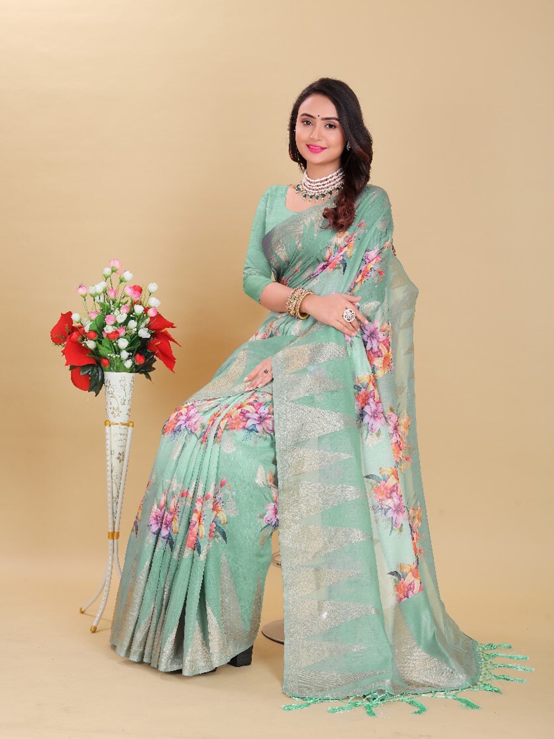 

Abhilasha Floral Printed Woven Design Zari Pure Cotton Chanderi Saree, Green