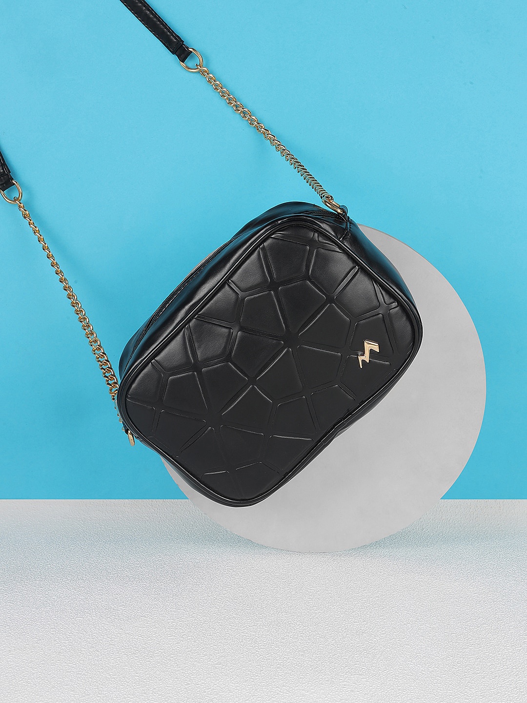 

Metro Textured Structured Sling Bag, Black
