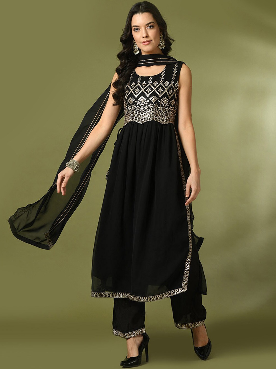

Sangria Embroidered Sleeveless Straight Kurta With Trousers & Duppatta, Black