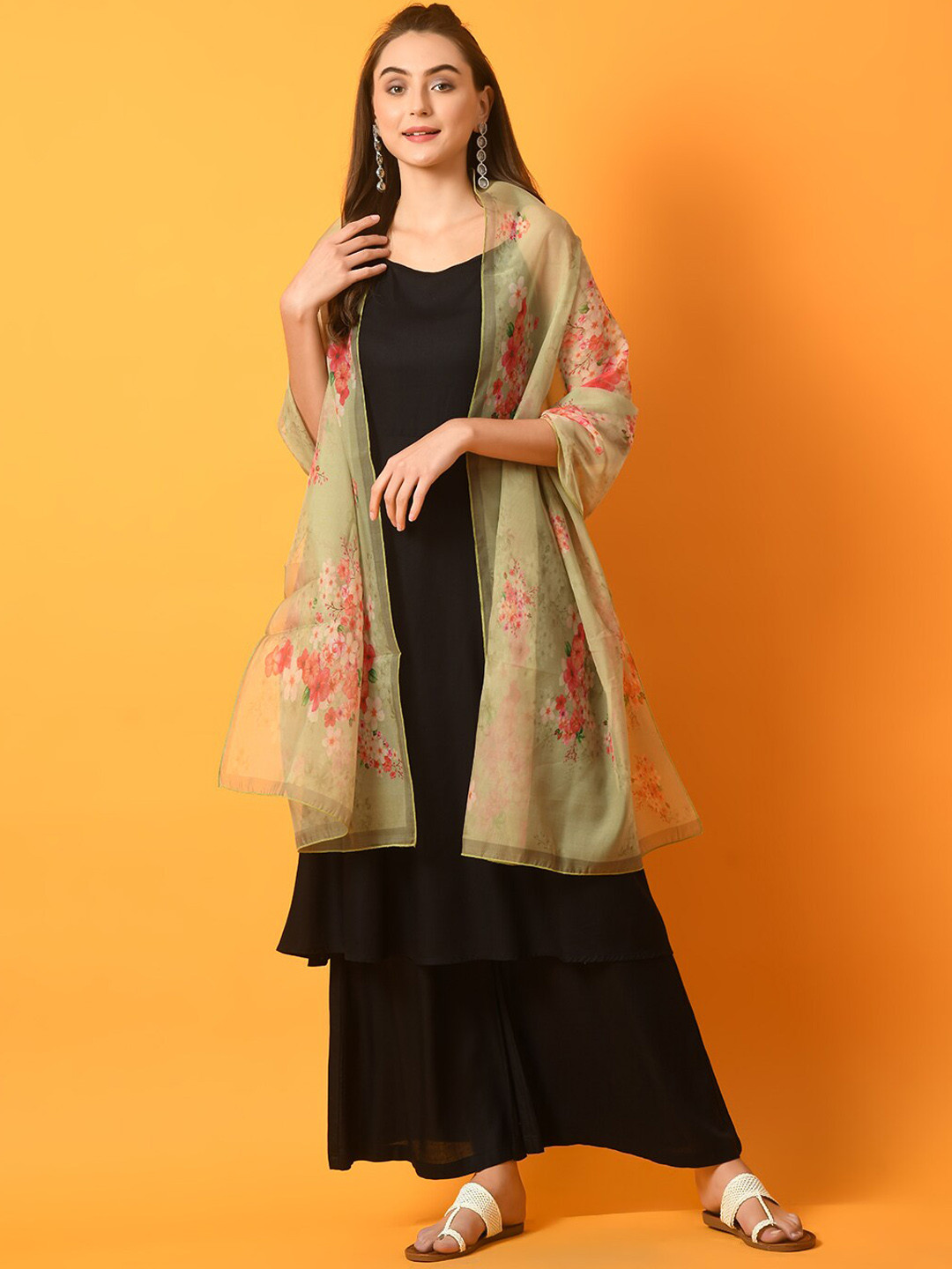 

Sangria Sleeveless Anarkali Kurta With Palazzos & Dupatta, Black