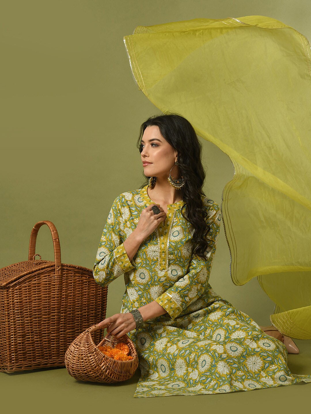 

Sangria Floral Printed Mandarin Collar Cotton Straight Kurta With Trousers & Dupatta, Green