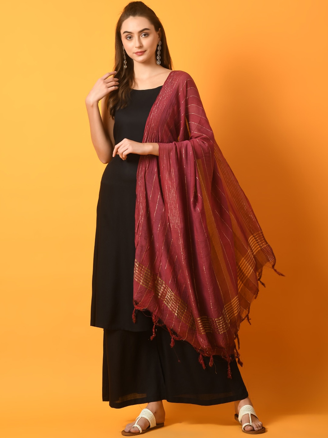 

Sangria Sleeveless Anarkali Kurta With Palazzos & Dupatta, Black