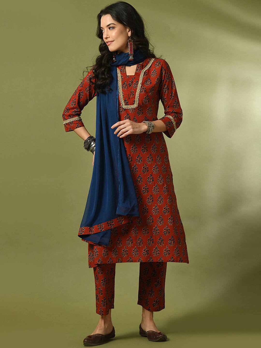 

Sangria Floral Printed Cotton Straight Kurta & Trousers With Dupatta, Rust