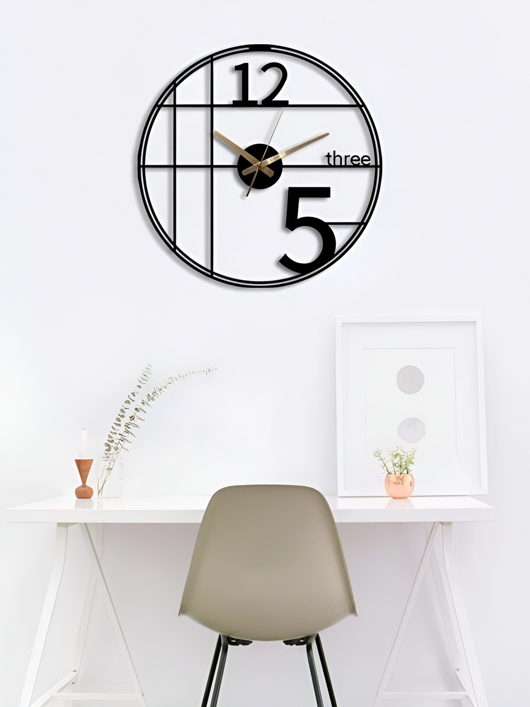 

Writings On The Wall Black & Gold Toned Textured Contemporary Round Metal Wall Clock