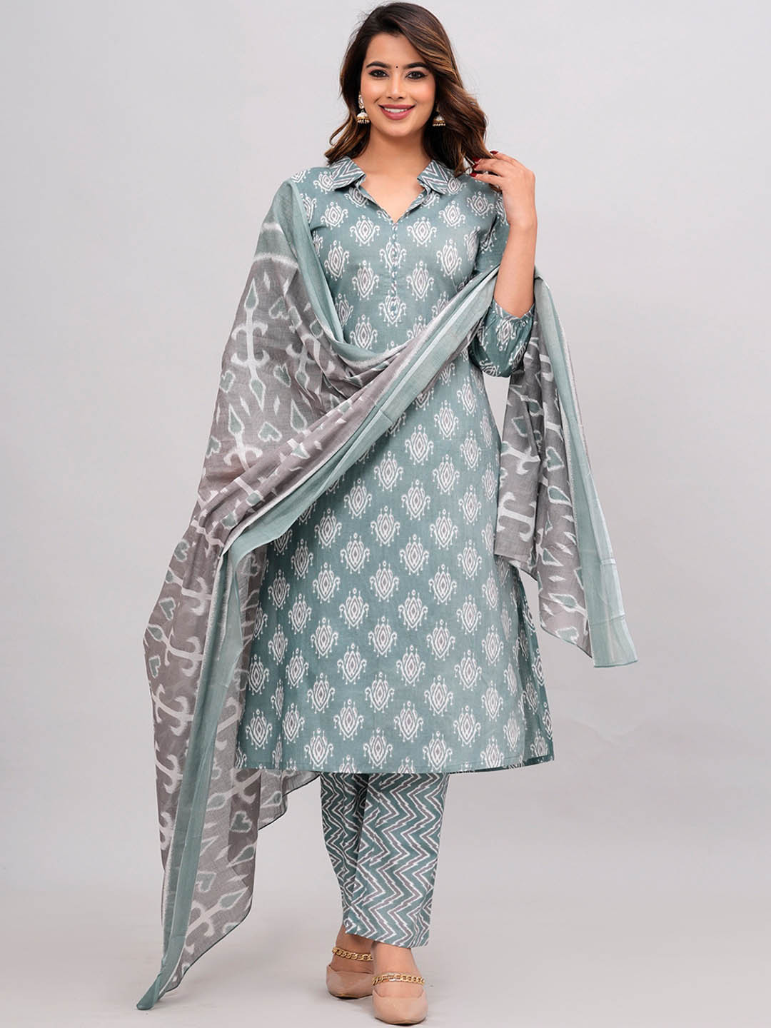 

KALINI Ethnic Motifs Printed Regular Pure Cotton Kurta With Trousers & Dupatta, Green