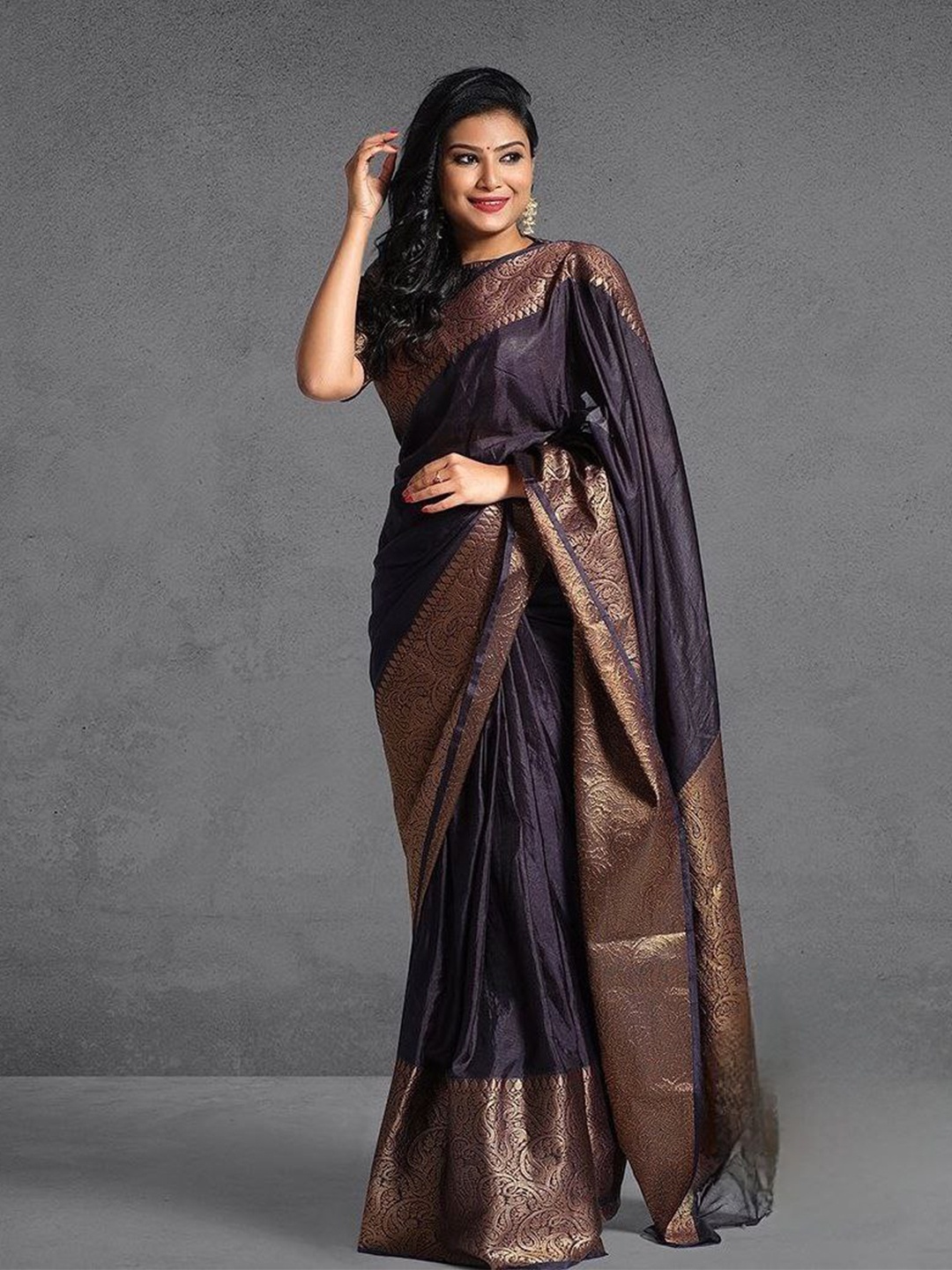 

KALINI Zari Detailed Kanjeevaram Saree, Black