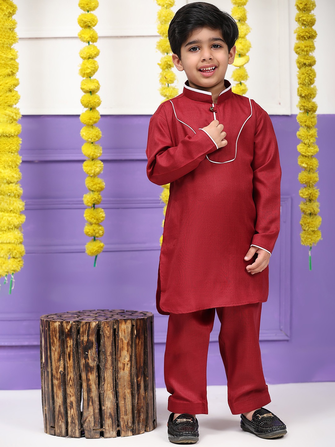 

Pro-Ethic STYLE DEVELOPER Boys Regular Kurta with Pyjamas, Red