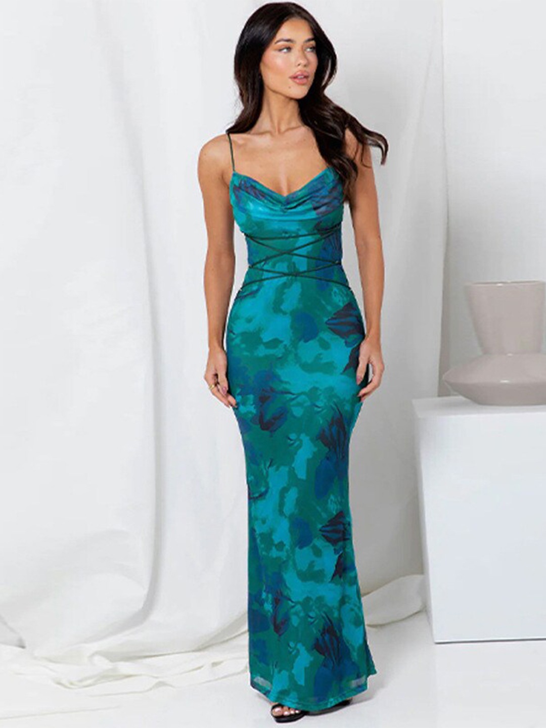

StyleCast x Revolte Floral Print Shoulder Straps Maxi Dress, Blue