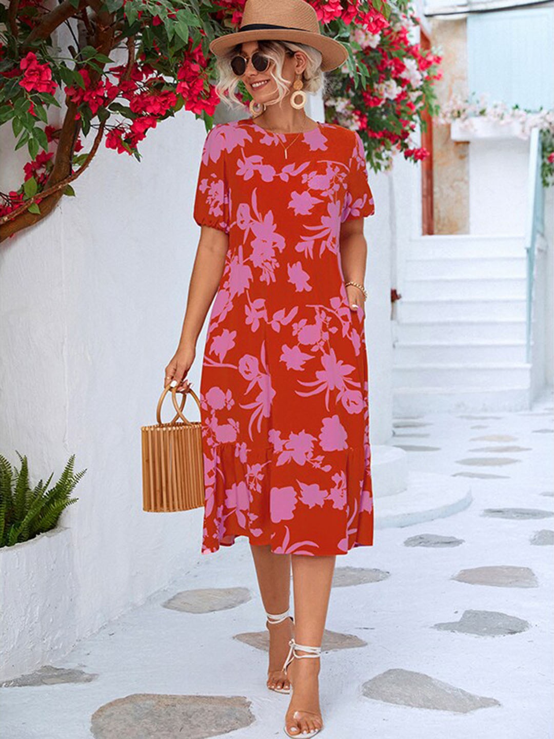 

StyleCast x Revolte Floral Printed A-Line Midi Dress, Red