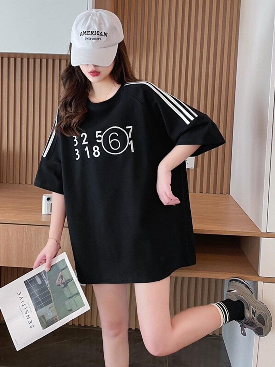 

StyleCast x Revolte Print Extended Sleeves Cotton Top, Black