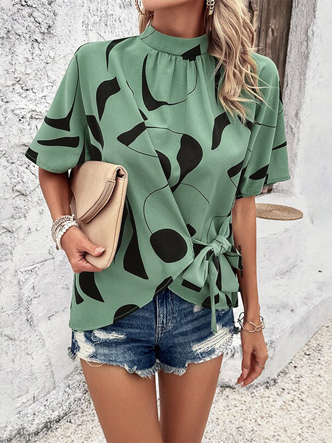 

StyleCast x Revolte Print Mandarin Collar Extended Sleeves Top, Green