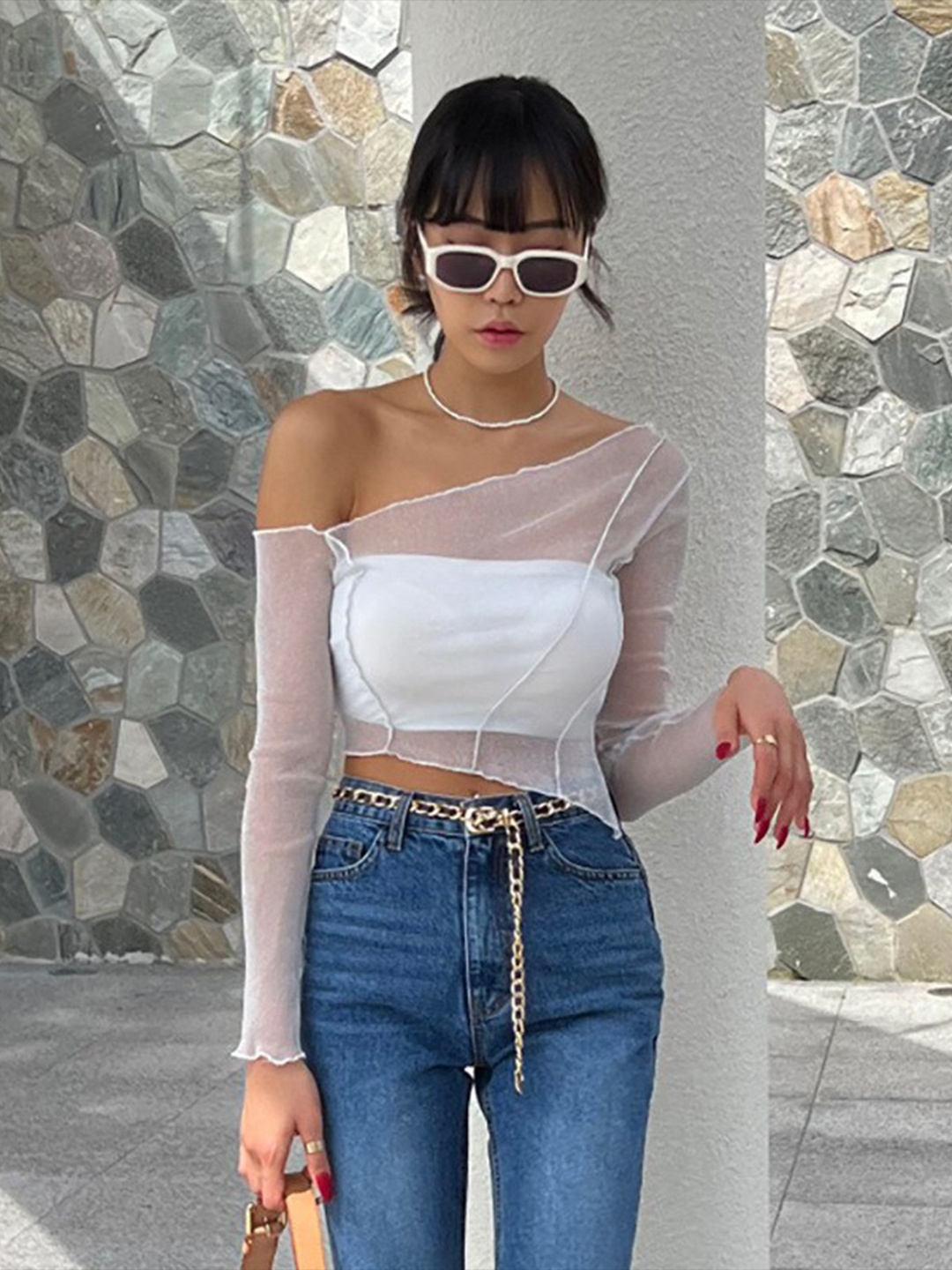 

StyleCast x Revolte One Shoulder Crop Top, White