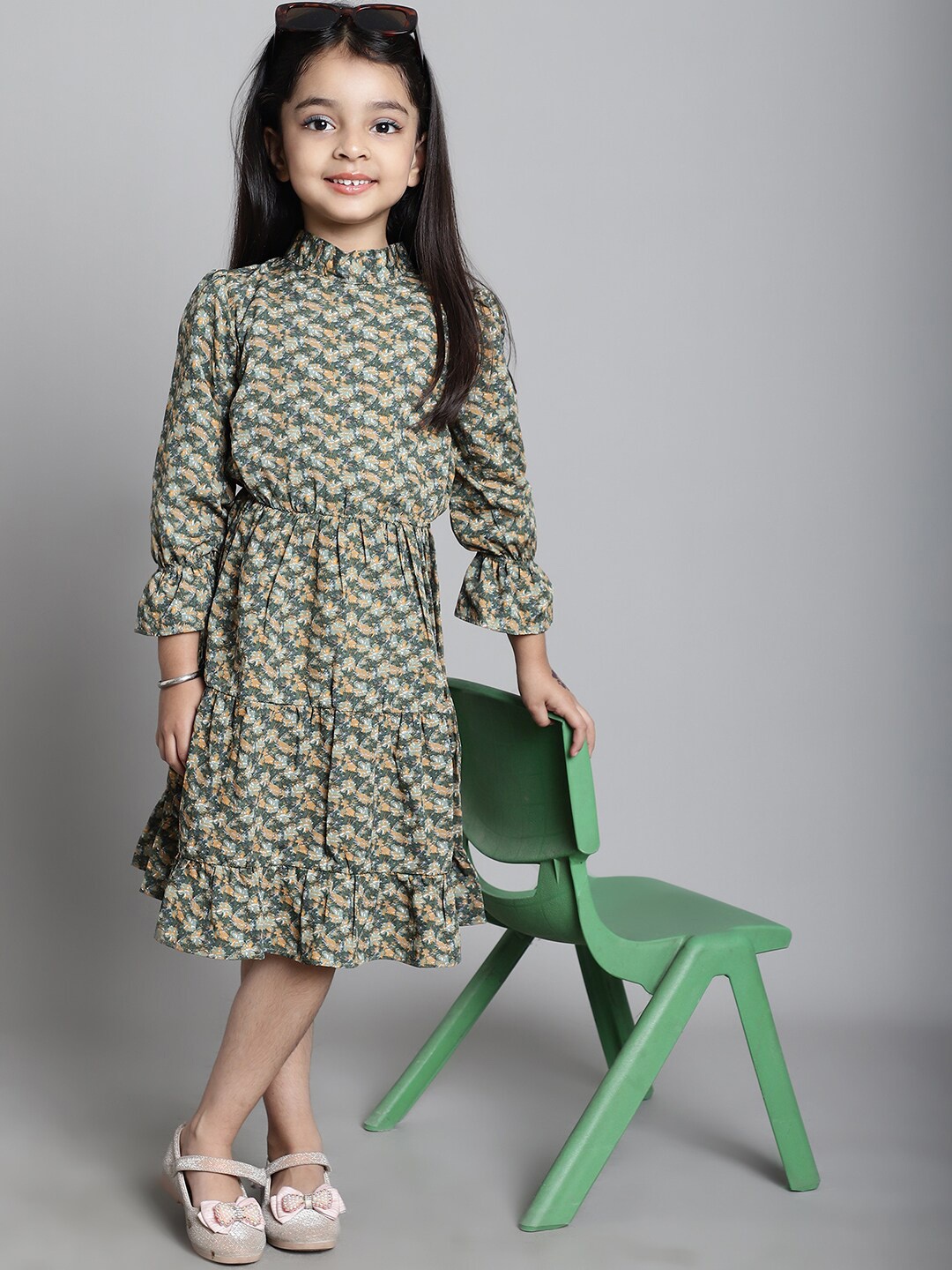 

MINI & MING Girls Floral Print Mock Neck Bell Sleeves Crepe Fit & Flare Midi Dress, Green