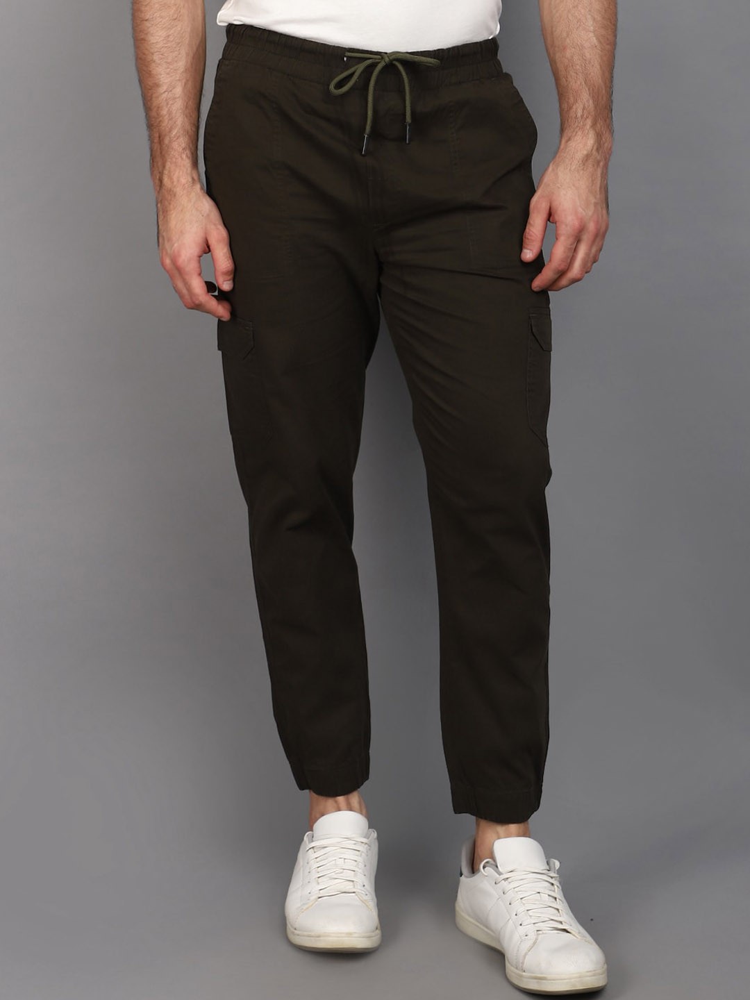 

V-Mart Men Mid-Rise Cotton Jogger, Green