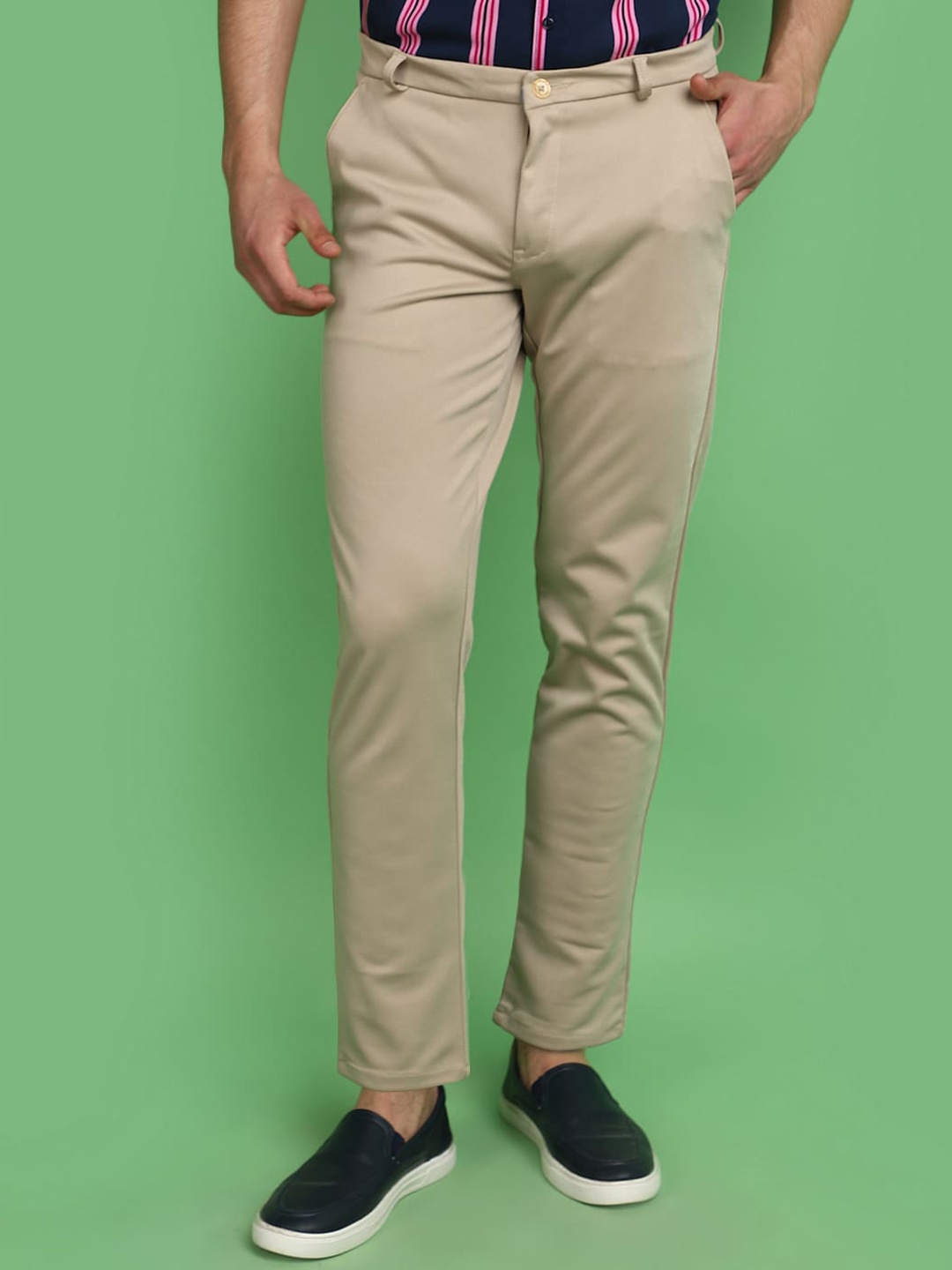 

V-Mart Men Mid Rise Cotton Trousers, Grey