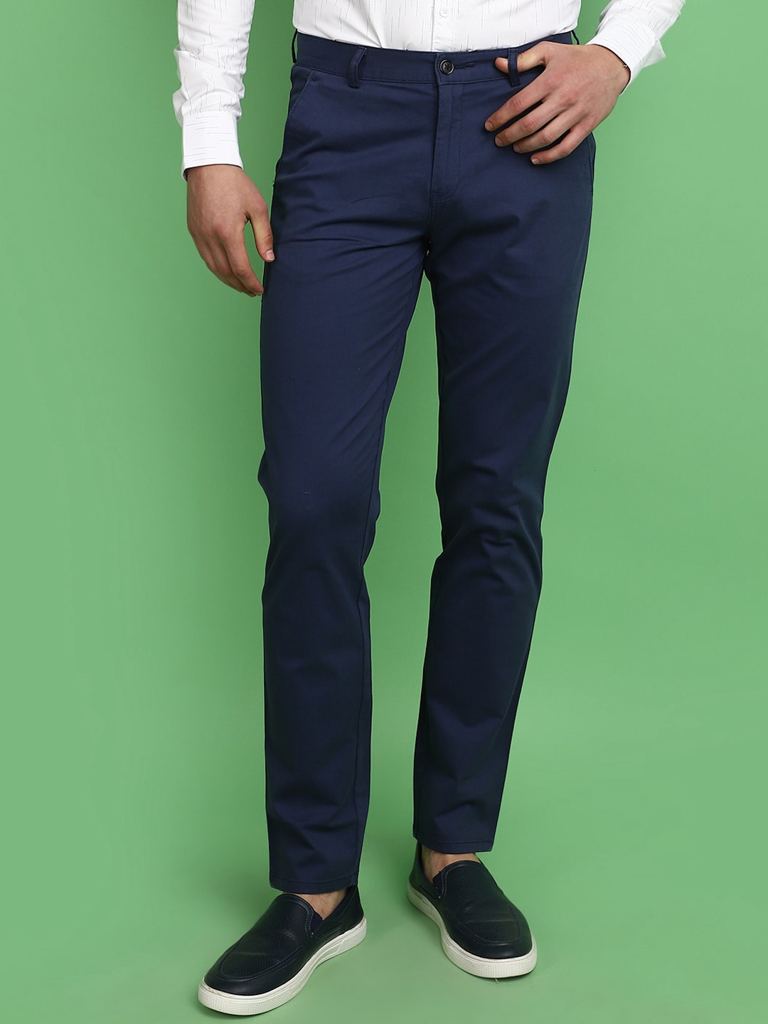 

V-Mart Men Mid-Rise Cotton Slim Fit Chinos Trousers, Blue