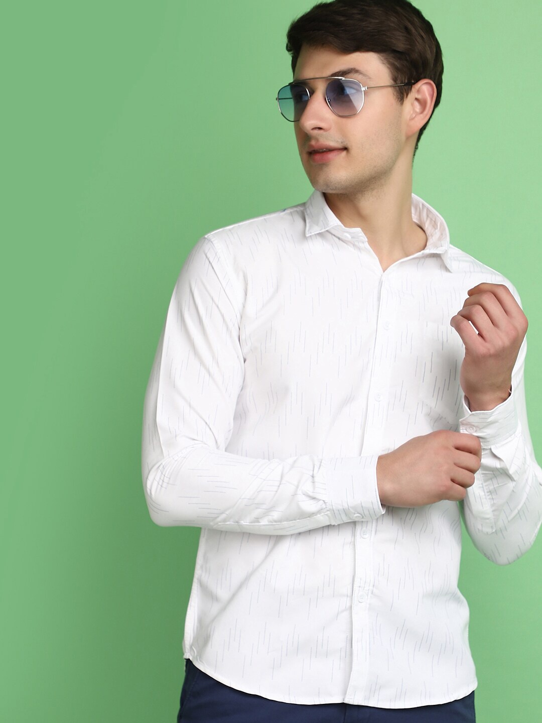 

V-Mart Cotton Spread Collar Long Sleeves Slim Fit Opaque Casual Shirt, White