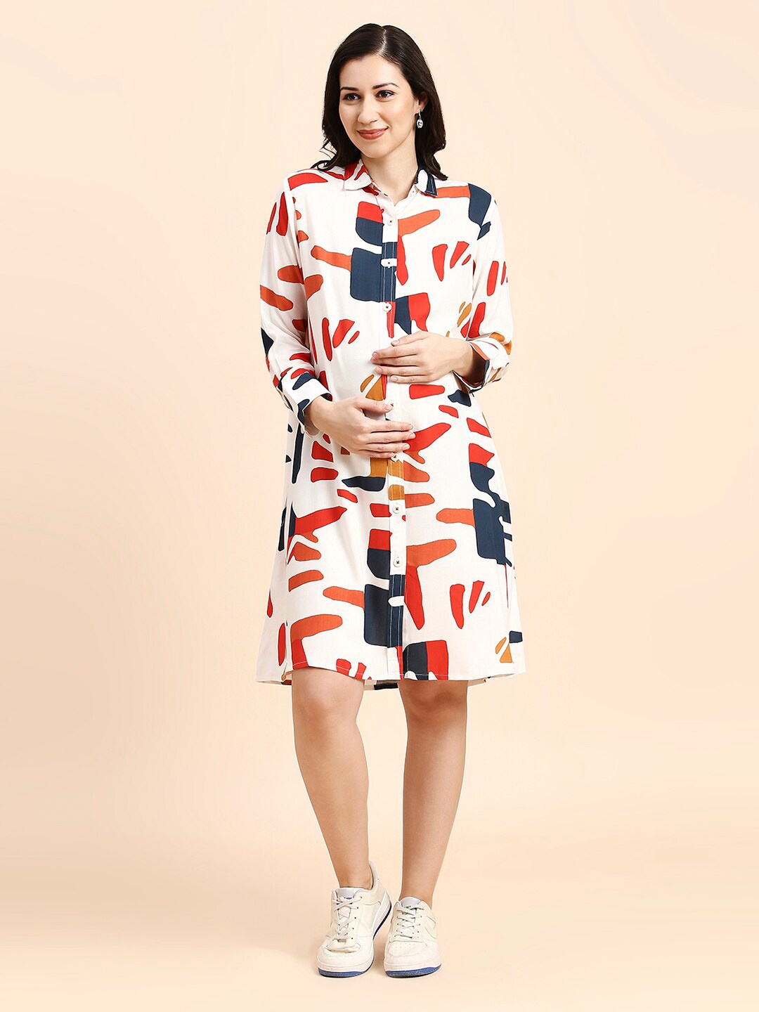 

MomToBe Geometric Print Maternity Shirt Dress, Off white