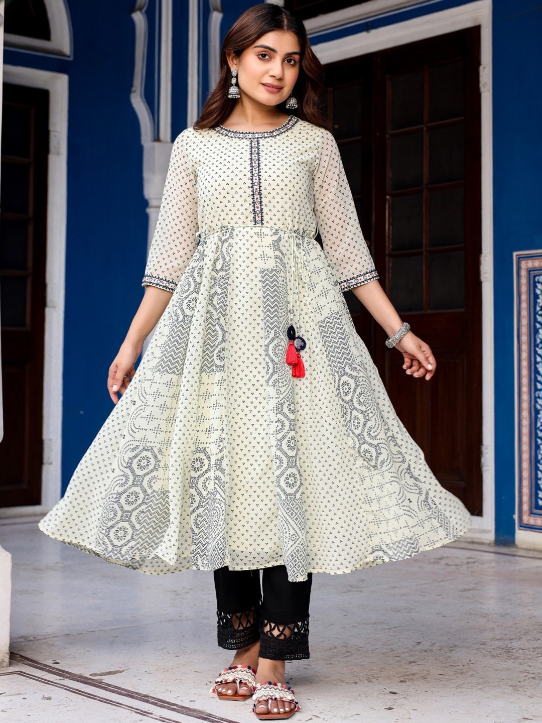 

Juniper Ethnic Motifs Printed Panelled Georgette Anarkali Kurta With Trouser, Beige