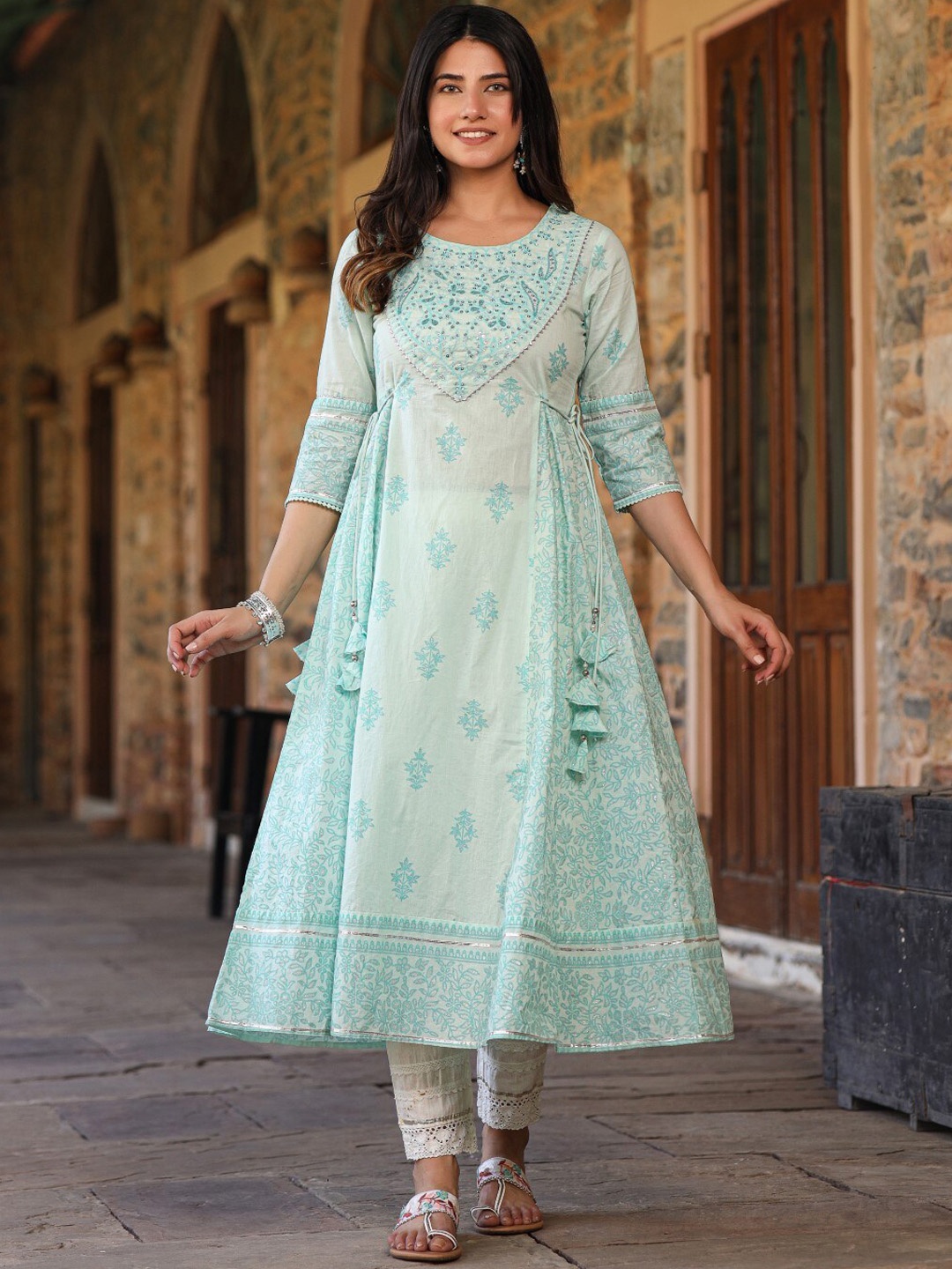 

Juniper Floral Printed Panelled Sequinned A-Line Kurta With Trouser, Green