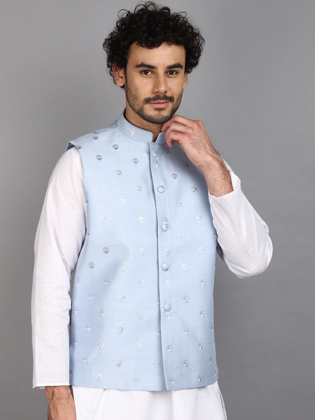 

V-Mart Mandarin Collar Woven Design Nehru Jacket, Blue