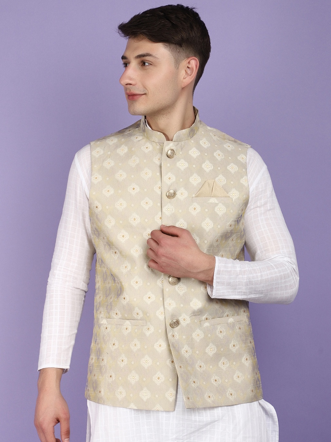 

V-Mart Ethnic Motifs Printed Mandarin Collar Sleeveless Nehru Jacket, Beige