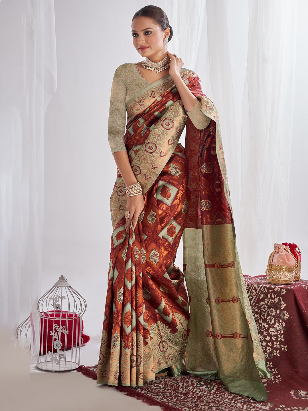 

KALINI Ethnic Motif Woven Design Zari Banarasi Saree, Brown