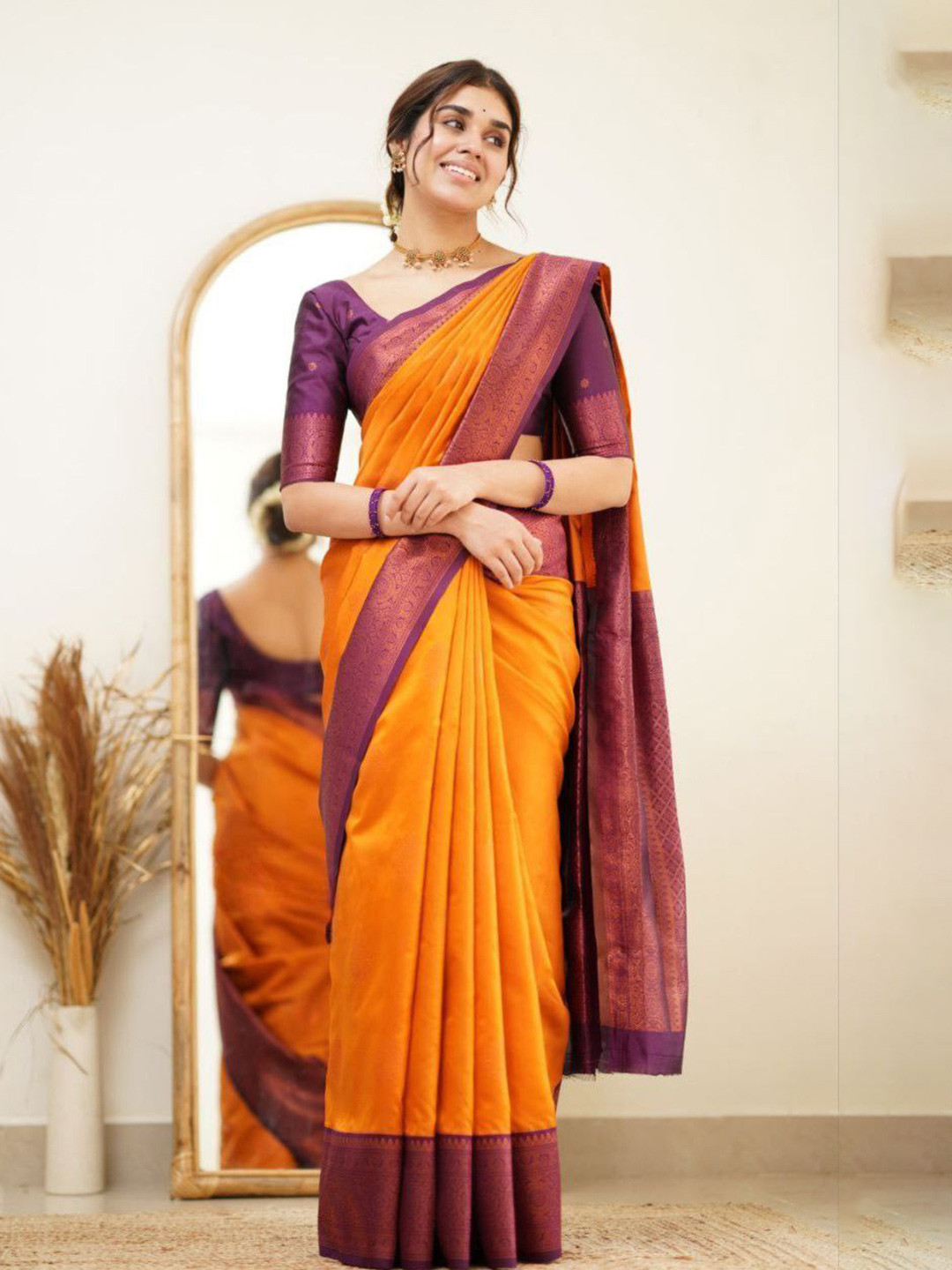 

KALINI Ethnic Motifs Woven Design Zari Kanjeevaram Saree, Gold