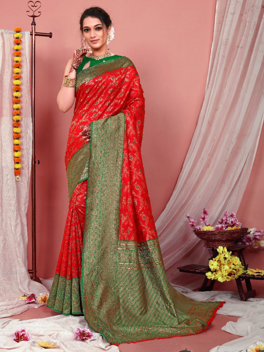 

KALINI Ethnic Motifs Woven Design Zari Kanjeevaram Saree, Red