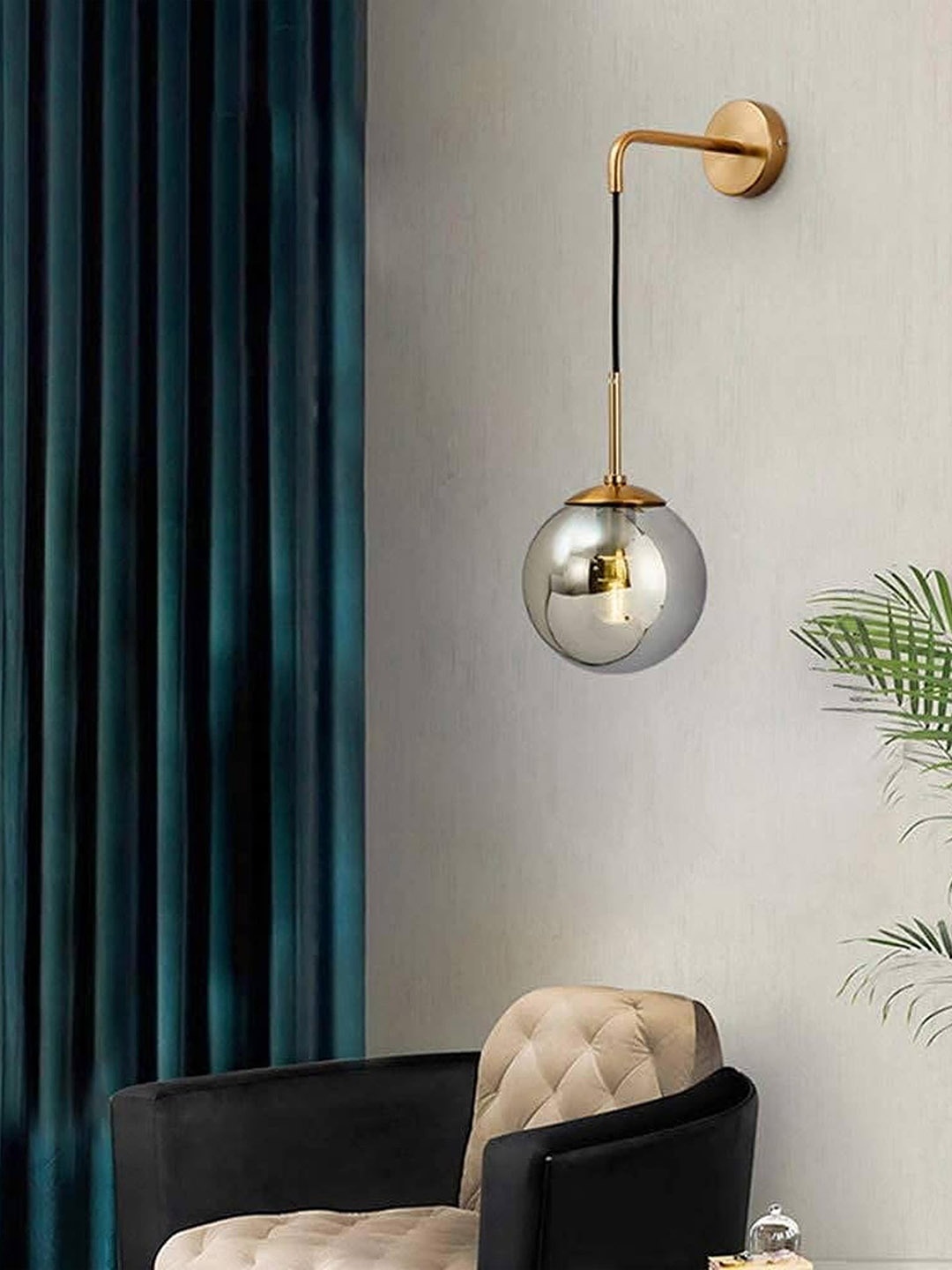 

decorativeray Gold Toned & Silver Toned Metal Wall Lamp