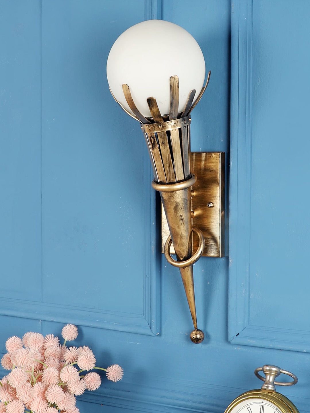

decorativeray Gold Toned & White Spherical Shaped Wall Lamp