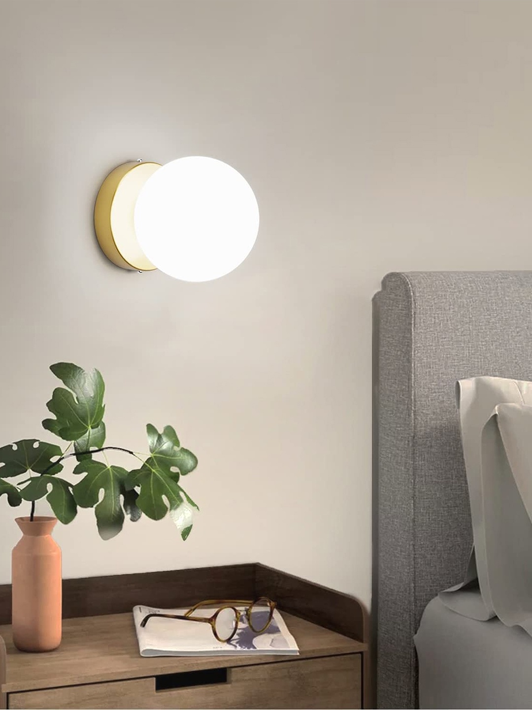 

decorativeray Gold-Toned & White Spherical Shaped Glass Wall Lamp