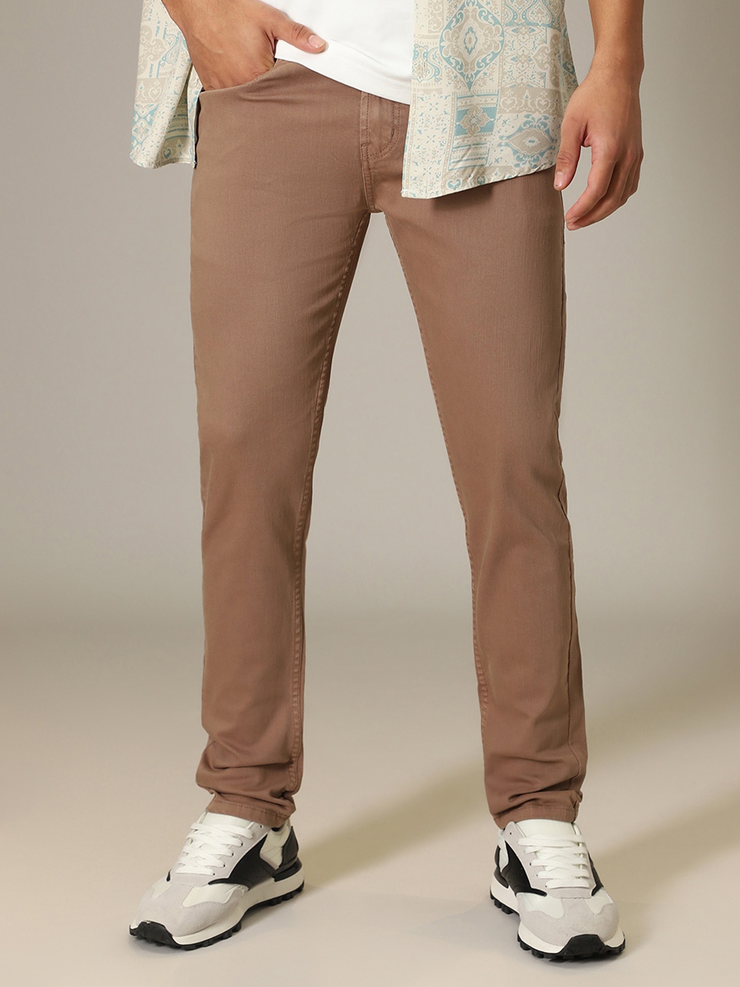 

Banana Club Men Jean Slim Fit Mid-Rise Clean Look Cotton Jeans, Brown