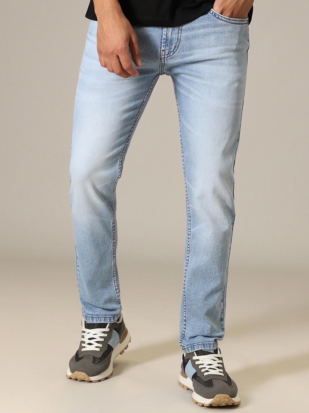 

Banana Club Men Slim Fit Cotton Heavy Fade Jeans, Blue