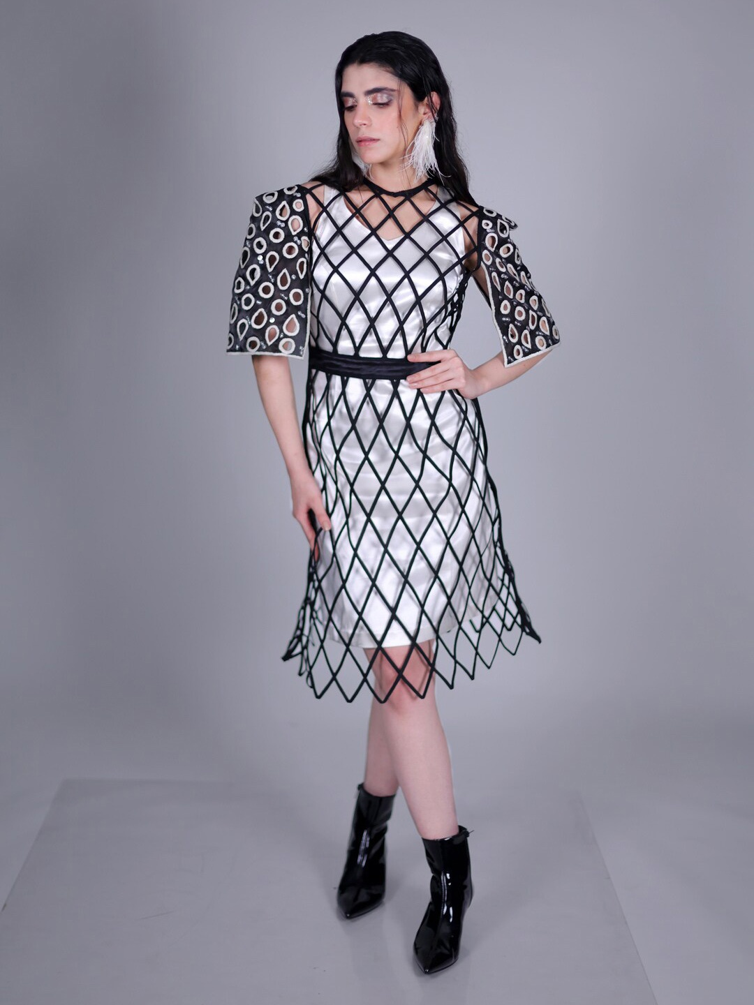

FIRKI Checked Round Neck Cotton Sheath Party Dress, Black