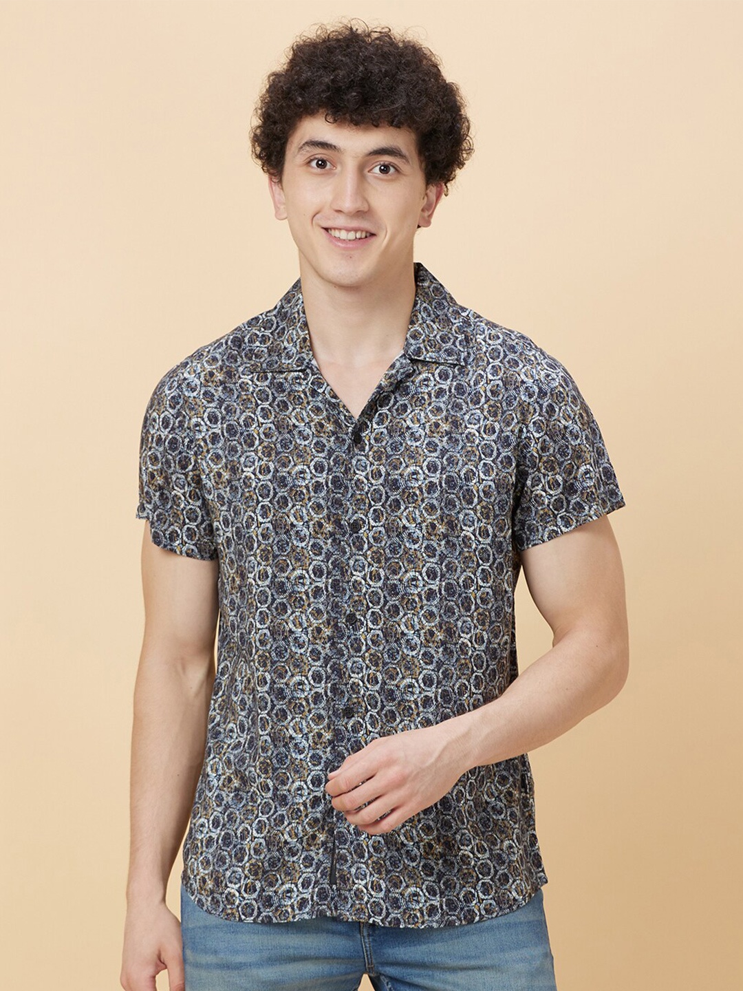 

Being Human Slim Fit Geometric Printed Casual Shirt, Yellow
